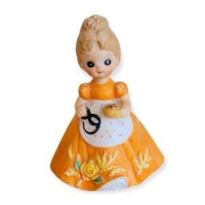 GEORGE GOOD CORPORATION JOSEF ORIGINALS porcelain figurine 1974 collectible